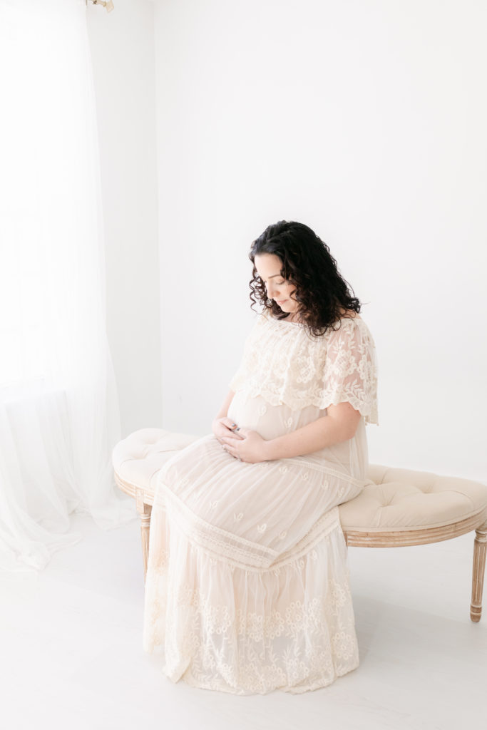 pittsburgh studio maternity and newborn photographer